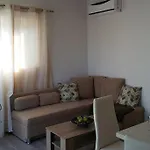 Nianthy Apartments